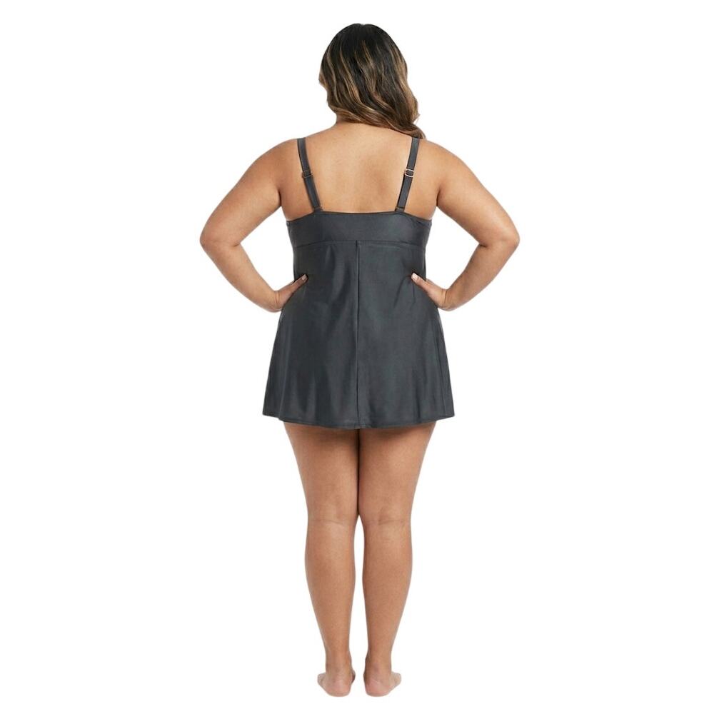 Ava & Viv Classic Black One Piece Swimsuit Plus Size 3X - Picture 3 of 6